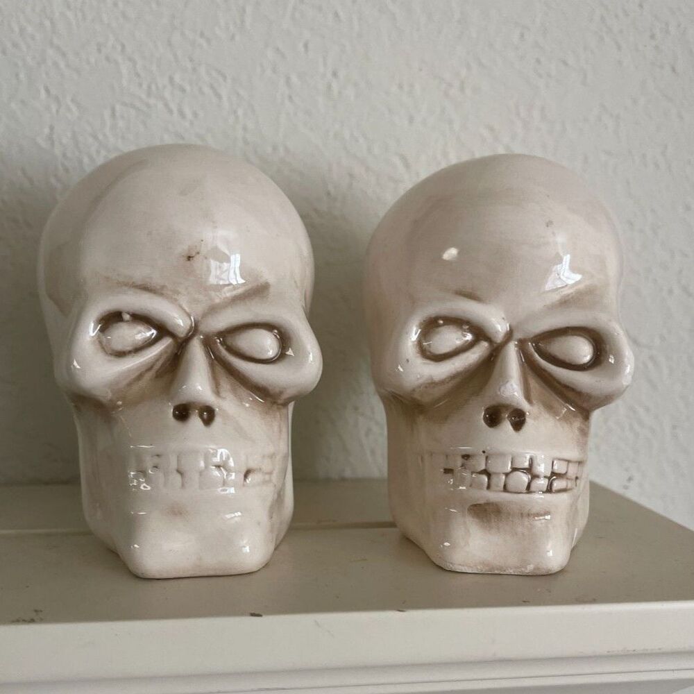 Vintage Oddity Ceramic Halloween Skulls Salt and Pepper Shakers